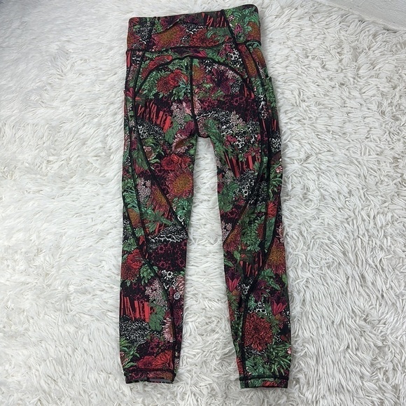 Lululemon Time To Sweat Crop *23" Zen Garden Multi - Picture 5 of 5